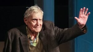 Олег Басилашвили продолжит выступать на сцене