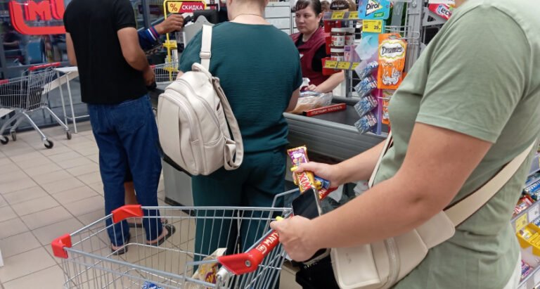 Опасные товары в «Магните» и «Пятерочке»: список продуктов с сомнительным составом