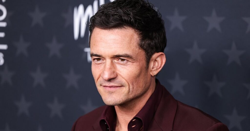 Орландо Блум шокировал фанатов своим внешним видом на прогулке в Лондоне