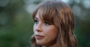 Полина Диброва ответила на слухи о блефаропластике