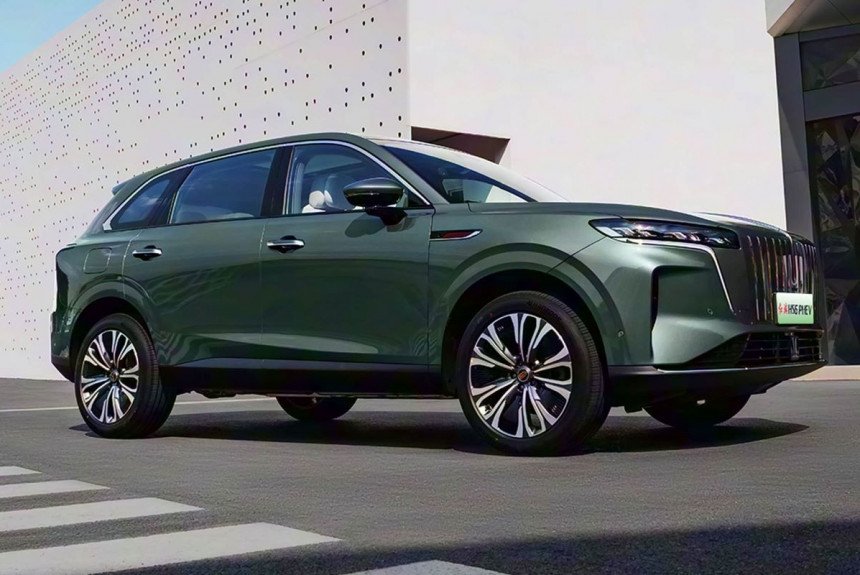 Представлен гибридный кроссовер Hongqi HS6 с амбициями