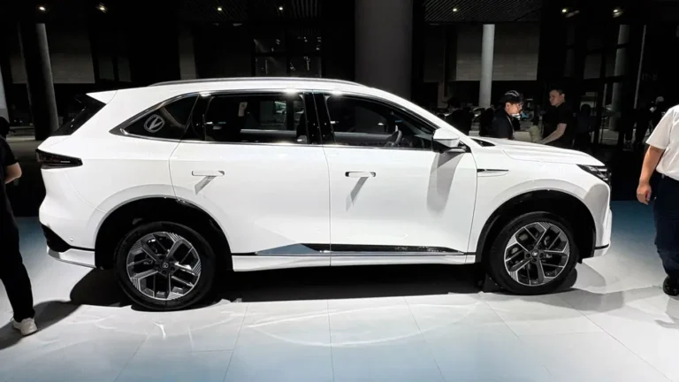 Проблемы китайских авто в России: риски для владельцев