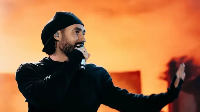 Рэпер Мот запустил интерактивный сайт в стиле Windows XP