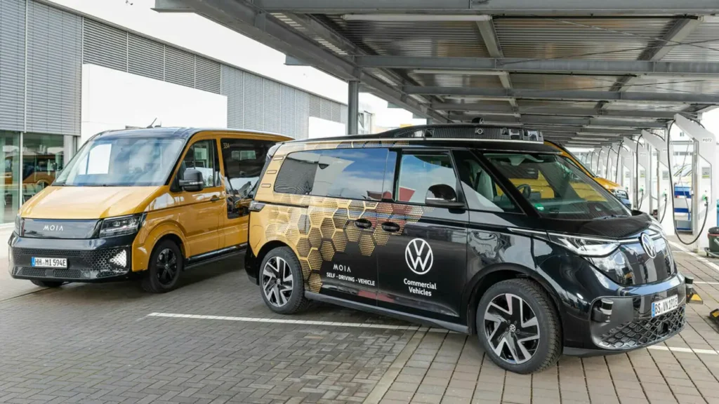 Роботакси не нашли поддержки у немцев: 62% отказались от поездок