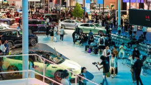 Российский авторынок: кроссоверы лидируют, АвтоВАЗ укрепляет позиции