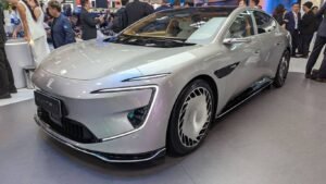 Рынок электромобилей растет: продажи достигли 1,7 млн в августе