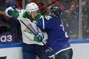 «Салават Юлаев» проиграл «Торпедо» в первом матче нового сезона КХЛ