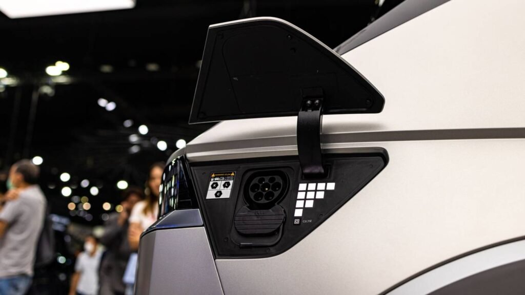 Самые доступные электромобили 2025 года: сравнение моделей