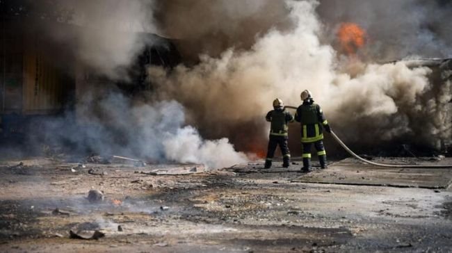 Серия ночных взрывов прогремела в разных регионах Украины