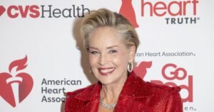 Шэрон Стоун в прозрачном платье на обложке Marie Claire