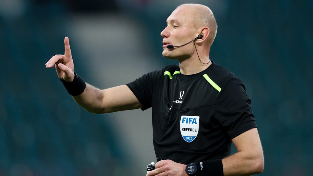 Судья Москалев пожалел Бокоева: разбор эпизода матча «Акрон» — «Рубин»