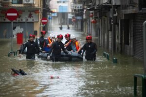 Супертайфун «Рагаса» унес жизни 14 человек на Тайване и парализовал Гонконг