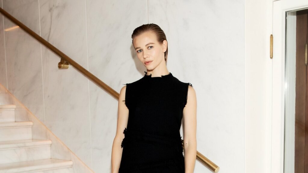 Светлана Устинова поделилась редким фото с маленькой дочерью