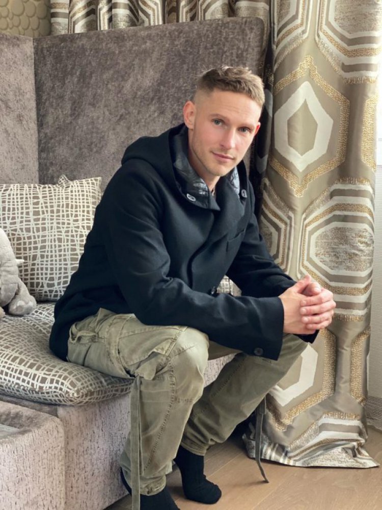 Уроженец Орска Алексей Елистратов на шоу «Суперстар!»: новая звезда?