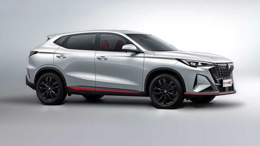 В России стартовали продажи Changan X5 Plus: цены и характеристики