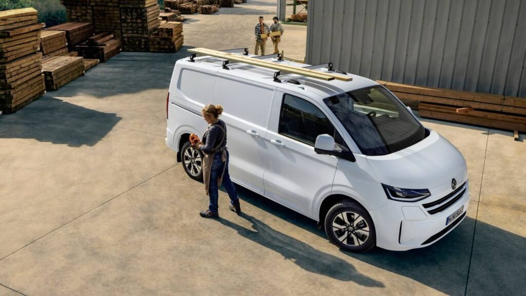 Volkswagen Transporter 2025: полный привод и мощный дизель в Австралии
