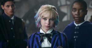 Второй сезон «Уэнсдэй» в топ-10 самых популярных сериалов Netflix