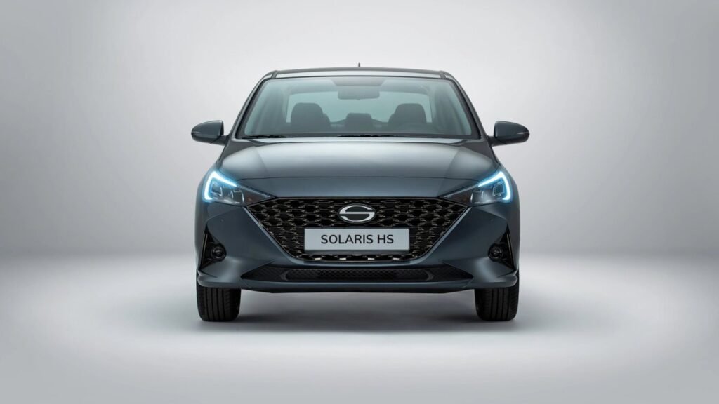 Завод Solaris прекратил поставки седанов HS дилерам