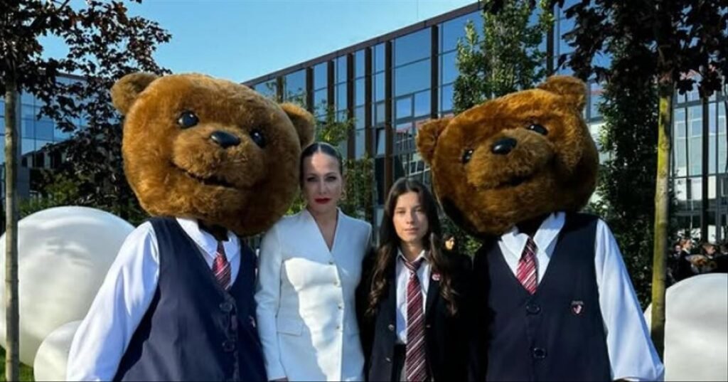 Звездные дети идут в школу: как российские знаменитости празднуют 1 сентября