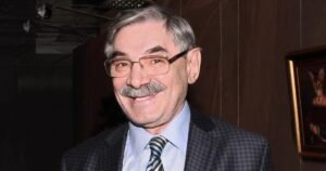 Звезду российского театра экстренно госпитализировали перед спектаклем