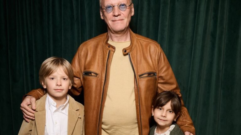 Алексей Серебряков показал публике свою 7-летнюю внучку