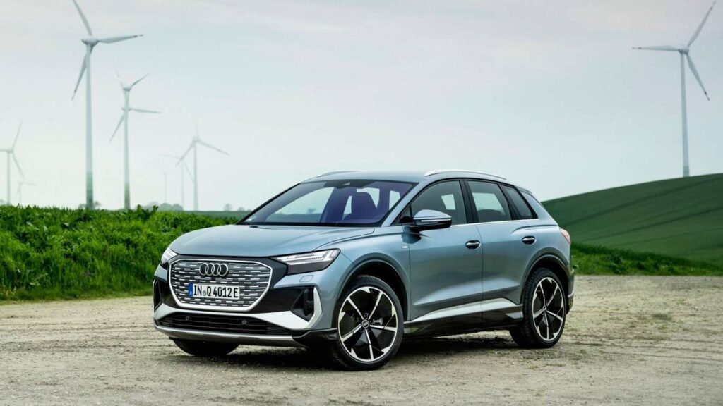 Audi Q4 e-tron 2026: Обновленный электрокроссовер замечен на тестах