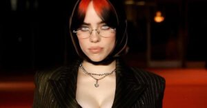 Билли Айлиш о своей груди: «Слишком отвлекает»