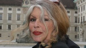 Брижит Бардо выписали из больницы после операции