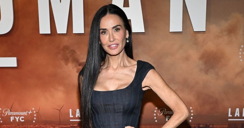 Деми Мур и бывший муж Анджелины Джоли: неожиданное воссоединение