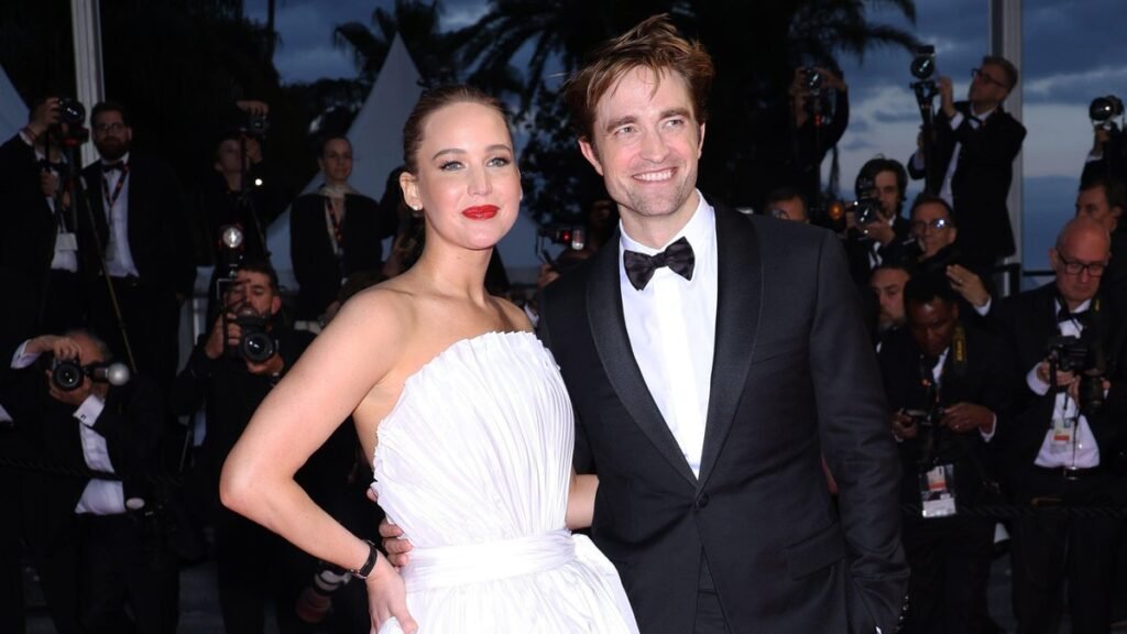 Дженнифер Лоуренс раскрыла тайну голодного Роберта Паттинсона