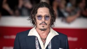 Джонни Депп сыграет Эбенезера Скруджа в новой экранизации «Рождественской песни»