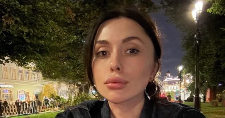 Ева Карицкая вспомнила загулы с Пашей Техником и Гуфом