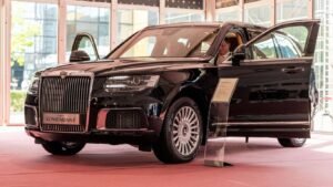 Филипп Киркоров представил свой премиальный Aurus Senat: роскошь и мощь