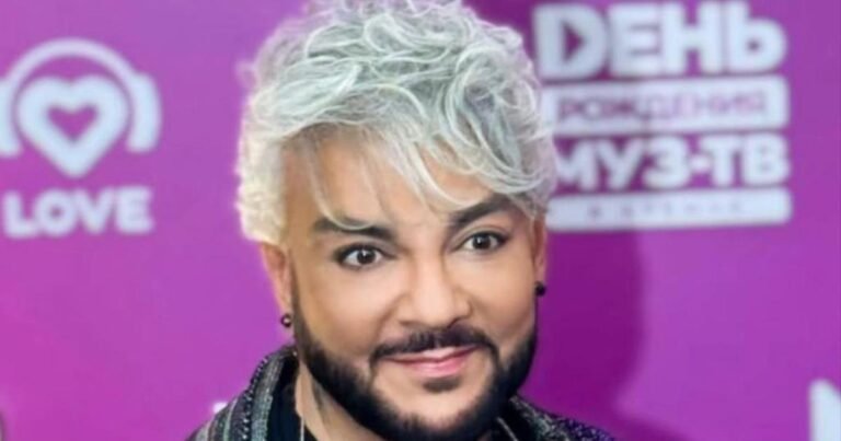 Филипп Киркоров в Кремле: любовь к Пугачевой и триумф МУЗ-ТВ