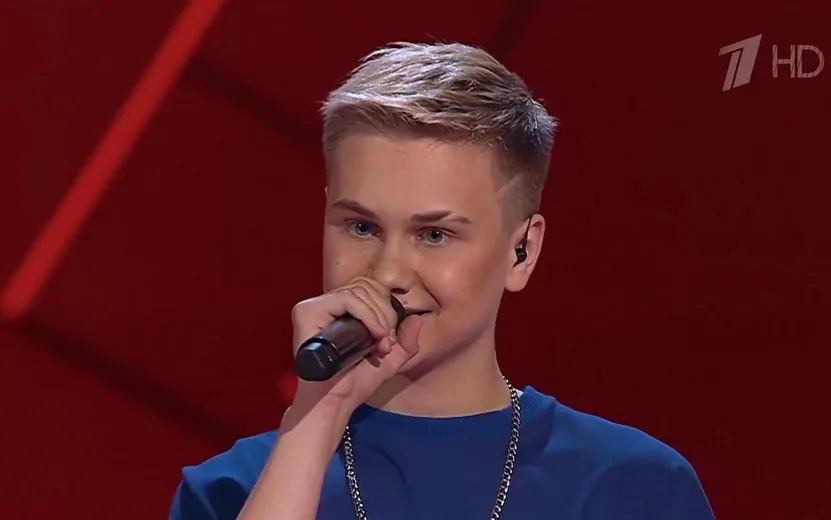 Финалист «Голоса Удмуртии» Арсений Бардин покоряет «Голос. Дети»