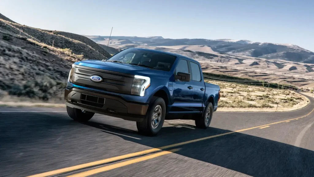 Ford F-150 Lightning 2026: только топовые батареи и мощность