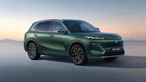 Geely EX5 EM-i: раскрыты комплектации для российского рынка