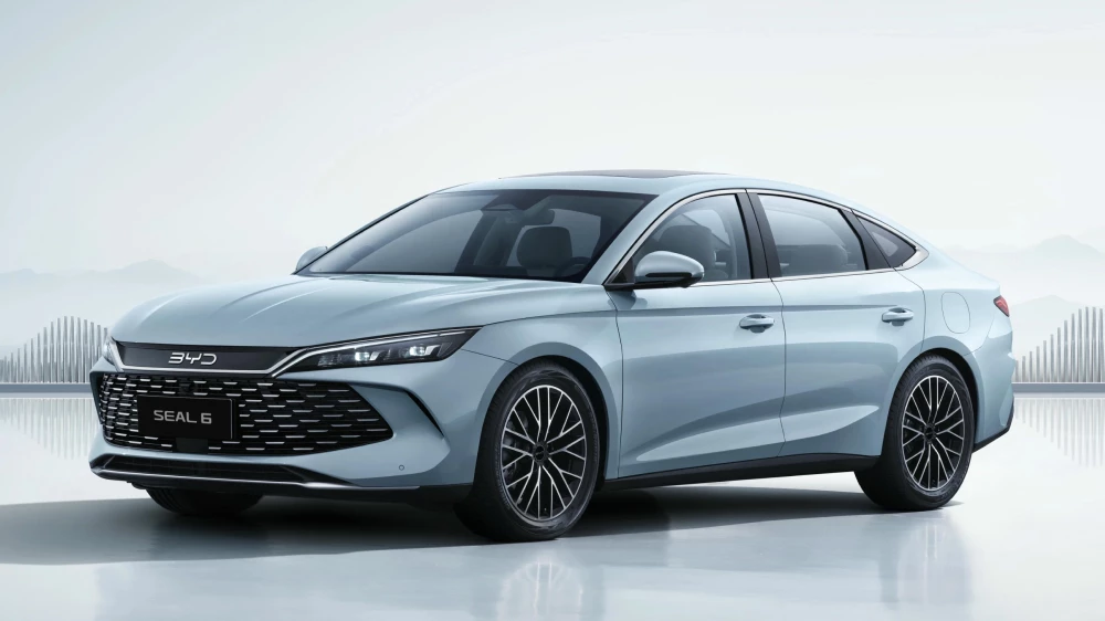 Гибридный седан BYD Seal 6 доступен для предзаказа в Узбекистане