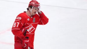 Голдобин ответил на свист фанатов «Спартака»: «Не все знают правды»