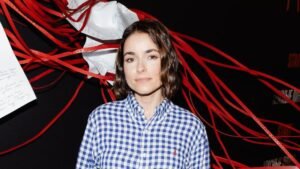 Ирена Понарошку: от министра до звезды