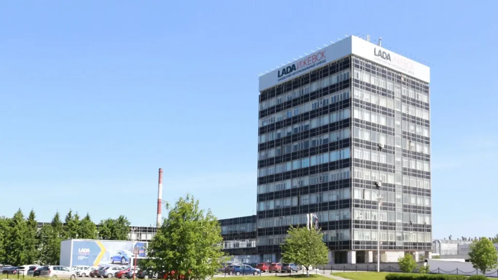 Ижевский автозавод отмечает 60-летие: история и достижения