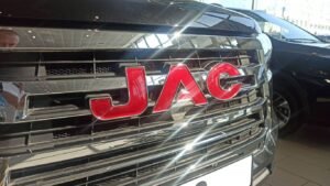 JAC лидер рынка пикапов в России: китайские автомобили теснят отечественных