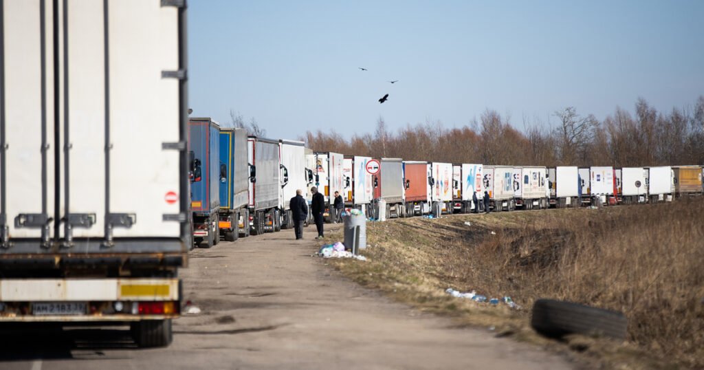 Калининградские перевозчики столкнулись с изменениями на границе из-за закрытия Литвой КПП с Беларусью