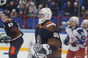 ХК «Южный Урал» победил ХК «Норильск» со счётом 2:1