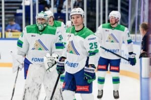 Хохлачёв принёс победу «Салавату Юлаеву» над «Сибирью»