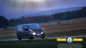 Kia PV5 Cargo установил рекорд Гиннесса: 693 км на одном заряде