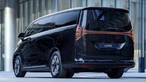 Китай и Великобритания создали электроминивэн LEVC L380 против Toyota Alphard