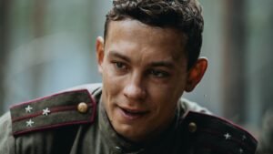 Кологривый рассказал о создании образа Таманцева в фильме «Август»