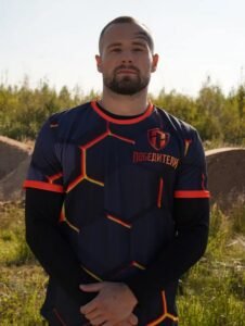 Курянин Денис Ложечников в экстремальном шоу «Победители» на РЕН ТВ