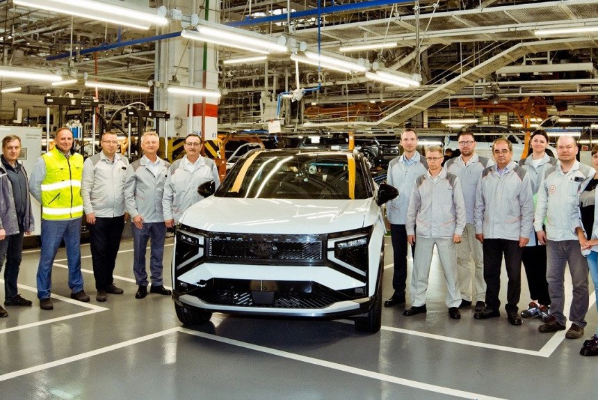 Лада Азимут готовится к сертификации: АВТОВАЗ на шаг ближе к выпуску кроссовера